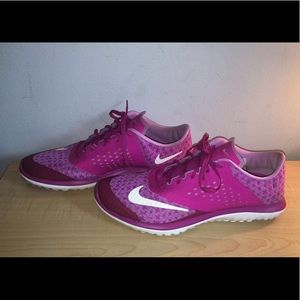 NIKE FS LITE RUN 2 PREM WOMENS RUNNING